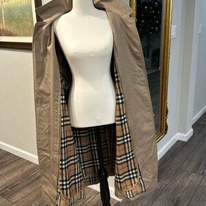 Authentic Burberry men’s trench coat